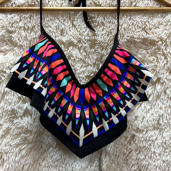 Victoria secret swim top size medium - Picture 13 of 16